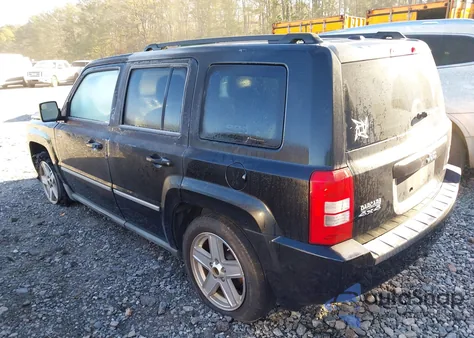 2010 Jeep Patriot Sport из США, поврежденный, VIN 1J4NF1GB2AD620189